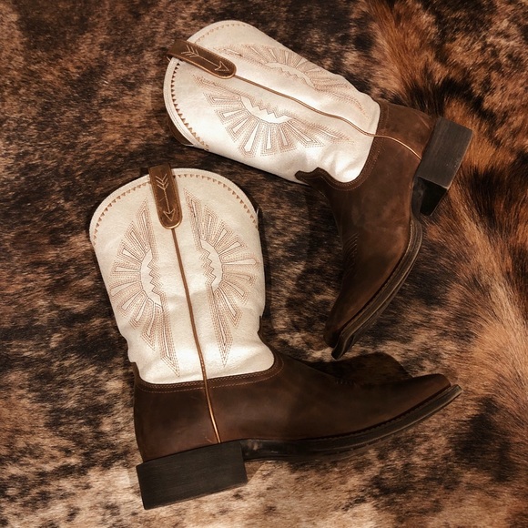 round up rio western boot